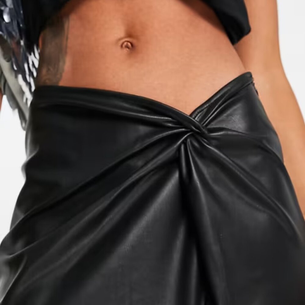 Topshop Leather Look Side Twist Mini Skirt In Black Size 8 EUC - Picture 2 of 11